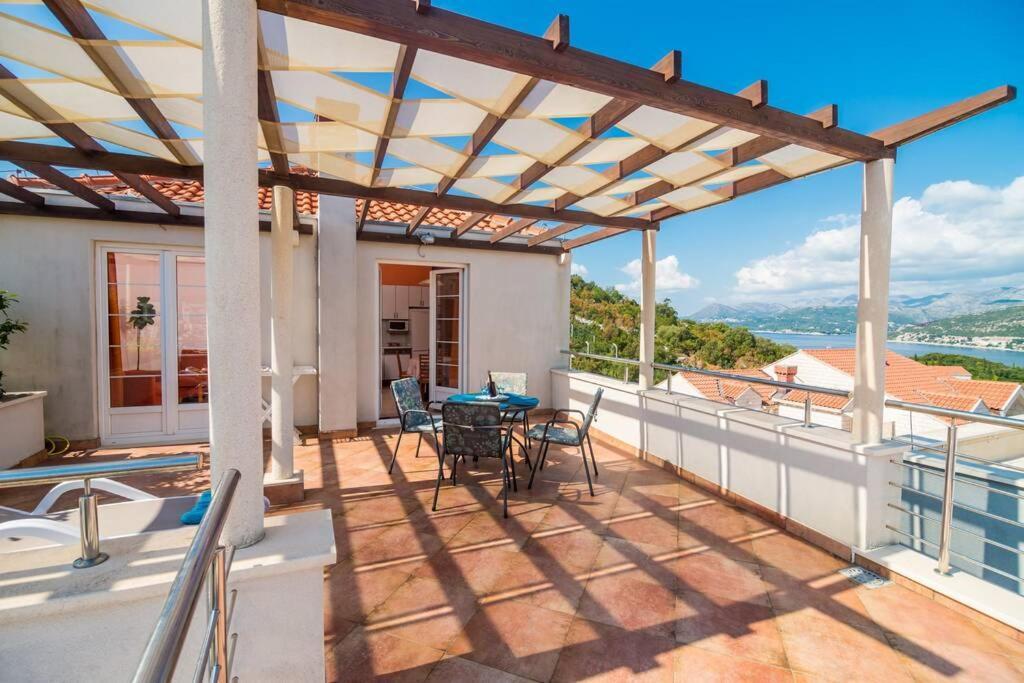 Modern Villa With Swimming Pool - Penthouse Дубровник Экстерьер фото