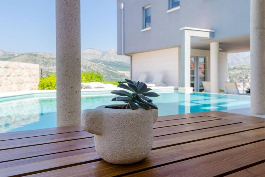 Modern Villa With Swimming Pool - Penthouse Дубровник Экстерьер фото